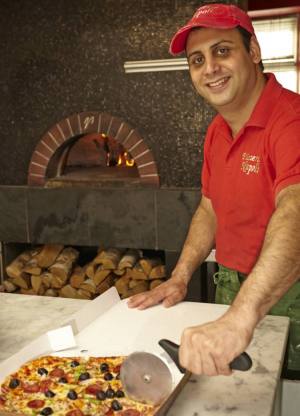 Pizzeria Napoli Image