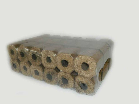 Pini-Kay Briquettes 1/4 Pallet (24 x 10kg Packs) Image
